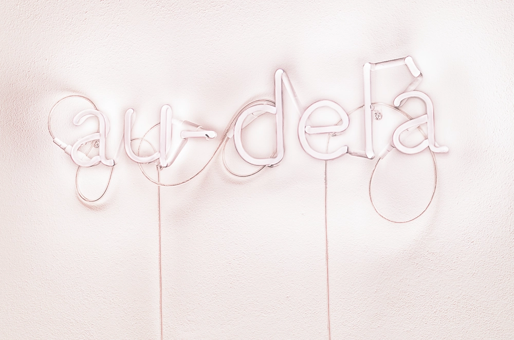 au_dela